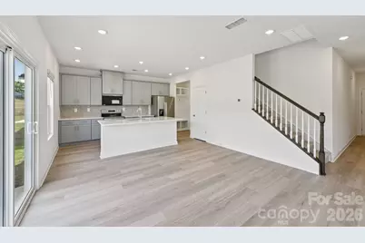 2052 Sunflower Circle, Newton, NC 28658 - Photo 6