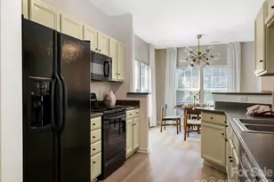 12327 Jessica Pl, Charlotte, NC 28269 - Photo 10