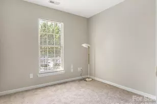 12327 Jessica Pl, Charlotte, NC 28269 - Photo 18