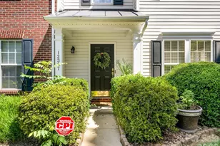 12327 Jessica Pl, Charlotte, NC 28269 - Photo 2