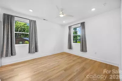 1003 College Boulevard, Dallas, NC 28034 - Photo 16