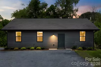 1003 College Boulevard, Dallas, NC 28034 - Photo 1