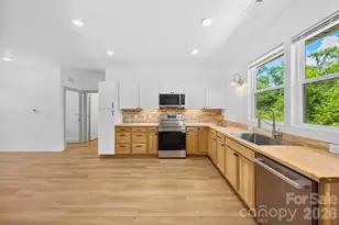 1003 College Blvd, Dallas, NC 28034 - Photo 8