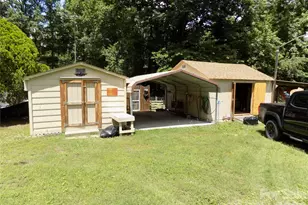 704 Craig St, Cherryville, NC 28021 - Photo 4