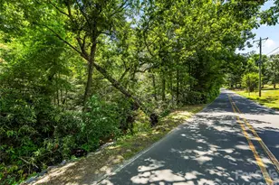 742 Hiawassee Ave, Black Mountain, NC 28711 - Photo 1