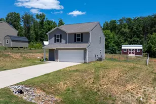 1262 Reid Ct, Lenoir, NC 28645 - Photo 2