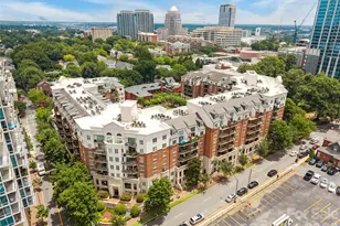 300 W 5th St, Charlotte, NC 28202 - Photo 4