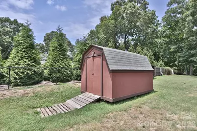 4220 Mae-Len Drive, Winston Salem, NC 27107 - Photo 28