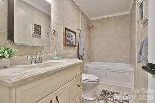 4220 Mae-Len Dr, Winston Salem, NC 27107 - Photo 24