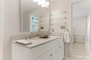 212 W 10th St, Charlotte, NC 28202 - Photo 22