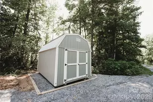 17 Hickory Acres Rd, Hendersonville, NC 28792 - Photo 42