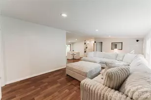 17 Hickory Acres Rd, Hendersonville, NC 28792 - Photo 10