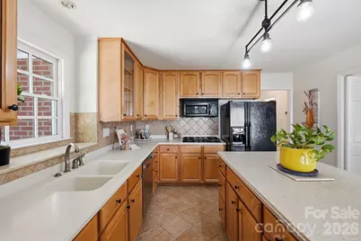 3635 Severn Avenue, Charlotte, NC 28210 - Photo 10