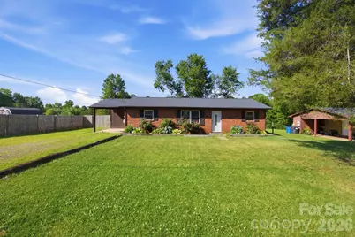 2405 2nd Street, Statesville, NC 28677 - Photo 2
