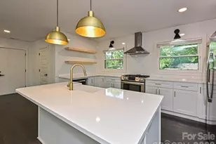 5623 Ruth Dr, Charlotte, NC 28215 - Photo 6