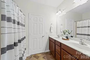 3825 Picasso Court, Charlotte, NC 28205 - Photo 24