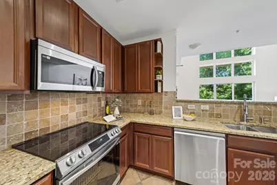3825 Picasso Court, Charlotte, NC 28205 - Photo 14