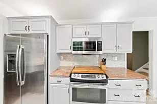 2815 Burnt Mill Rd, Charlotte, NC 28210 - Photo 12