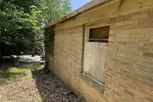 4025 Plato Cir, Charlotte, NC 28208 - Photo 12