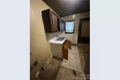 4025 Plato Circle, Charlotte, NC 28208 - Photo 20