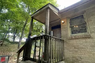 4025 Plato Cir, Charlotte, NC 28208 - Photo 6
