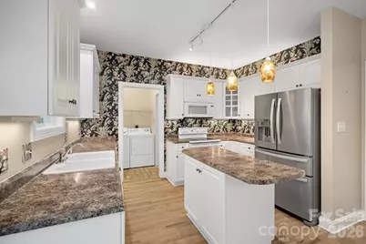 36 Poplar Creek Drive, Asheville, NC 28805 - Photo 8