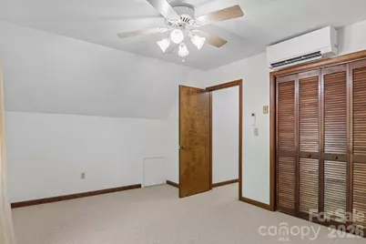 1952 Davis Mountain Road, Hendersonville, NC 28739 - Photo 26