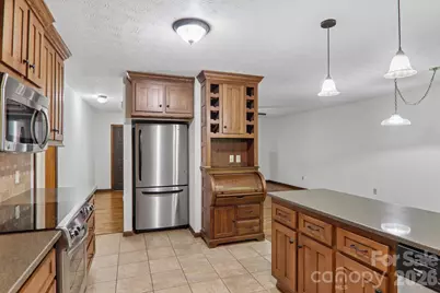 1952 Davis Mountain Road, Hendersonville, NC 28739 - Photo 10