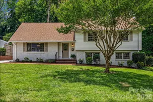 3130 Spring Valley Rd, Charlotte, NC 28210 - Photo 2