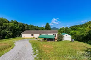 71 Teachers Ln, Canton, NC 28716 - Photo 4
