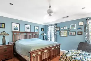 525 E 37th St, Charlotte, NC 28205 - Photo 12
