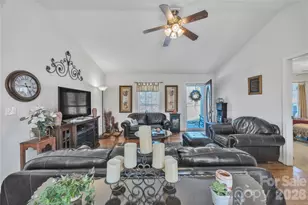 57 Riverview Rd, Taylorsville, NC 28681 - Photo 10