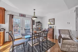 57 Riverview Rd, Taylorsville, NC 28681 - Photo 12