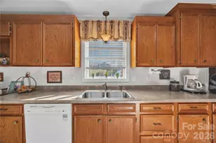 57 Riverview Rd, Taylorsville, NC 28681 - Photo 20