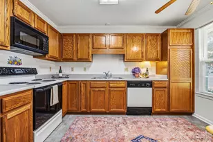 102 Rough Point Ct, Asheville, NC 28806 - Photo 8