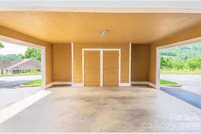 102 Rough Point Court, Asheville, NC 28806 - Photo 8