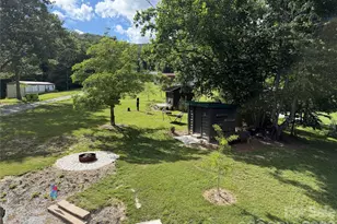 38 Lloyd Barnwell Rd, Hendersonville, NC 28792 - Photo 26