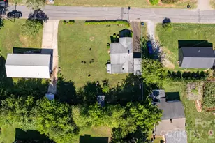 115 Brackett St, Morganton, NC 28655 - Photo 32