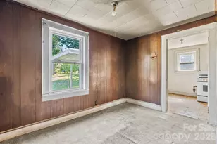 115 Brackett St, Morganton, NC 28655 - Photo 10
