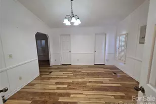 1395 Cape Hickory Rd, Hickory, NC 28601 - Photo 10