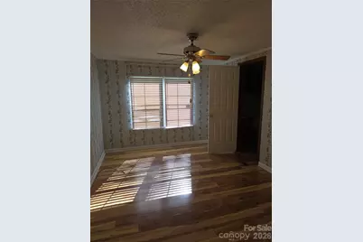 1395 Cape Hickory Road, Hickory, NC 28601 - Photo 16