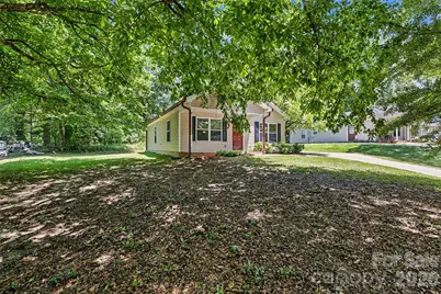318 N Pryor Street, Gastonia, NC 28052 - Photo 2