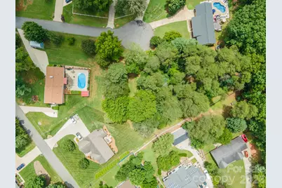 201 Wellington Drive, Lincolnton, NC 28092 - Photo 22