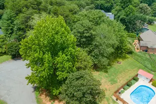 201 Wellington Dr, Lincolnton, NC 28092 - Photo 18
