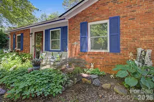 102 Wicklow Dr, Asheville, NC 28806 - Photo 8