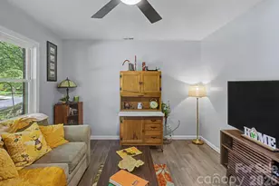 102 Wicklow Dr, Asheville, NC 28806 - Photo 12