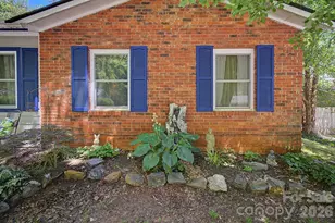 102 Wicklow Dr, Asheville, NC 28806 - Photo 6