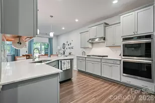 386 Kennerly Center Dr, Mooresville, NC 28115 - Photo 1
