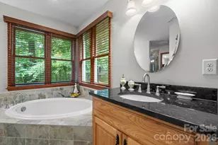 2956 Indian Grave Rd, Lenoir, NC 28645 - Photo 10