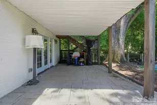6819 Woodstock Dr, Charlotte, NC 28210 - Photo 32